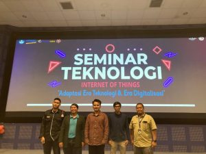 Indobot Academy Mengajak Mahasiswa Amikom Untuk Mengambil Peluang di Bidang Internet of Things